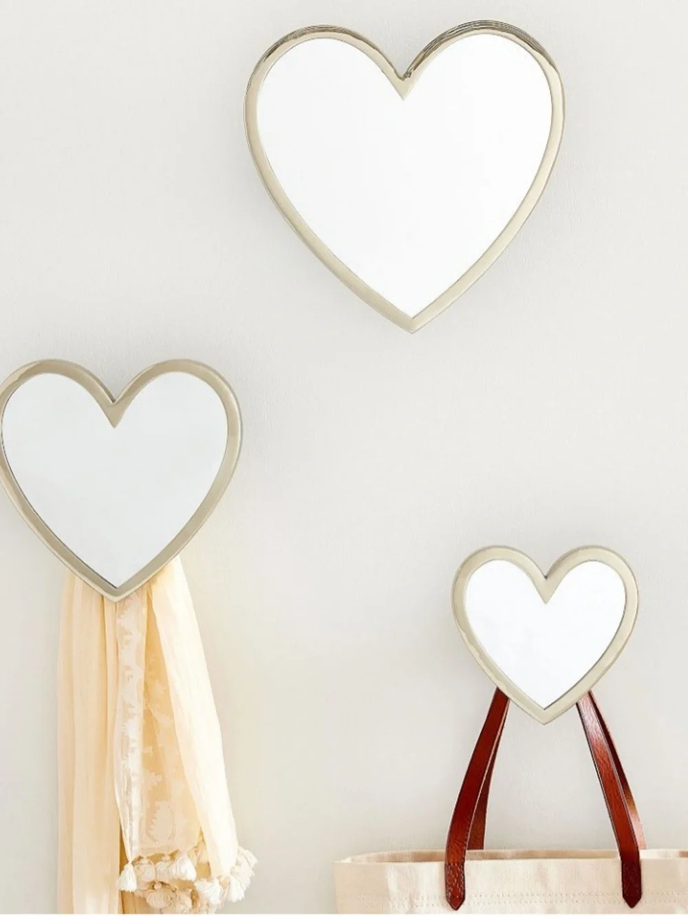 Pottery Barn Teen Gold Heart Wall Mirror Hooks